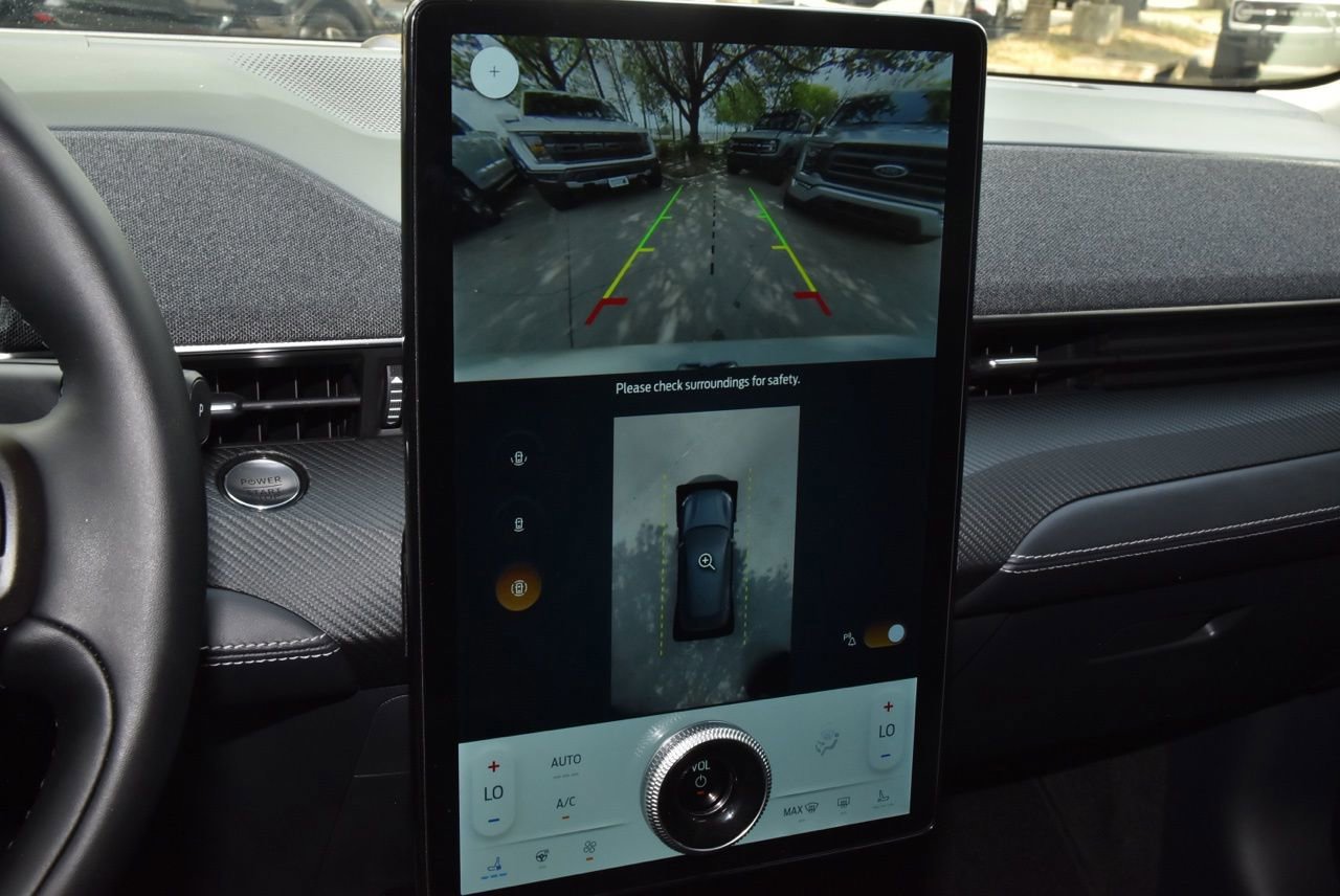 Certified 2025 Ford Mustang Mach-E Premium image 29