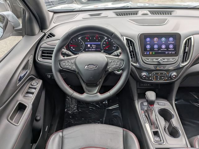 Used 2023 Chevrolet Equinox RS w/ RS Leather Package image 16