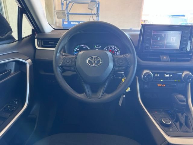 Used 2021 Toyota RAV4 LE w/ Carpet Mat Package (TMS) AWD/4WD image 13