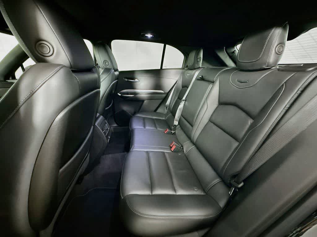 Used 2025 Cadillac XT4 Premium Luxury FWD image 14