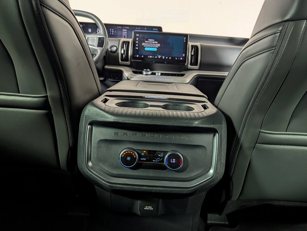 Certified 2025 Ford Expedition Active AWD/4WD image 15