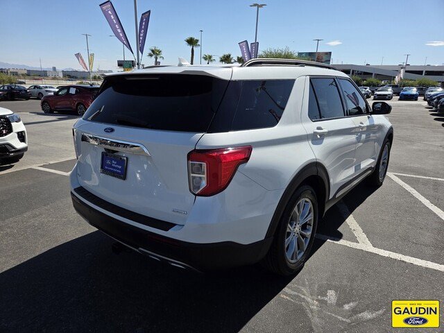Certified 2020 Ford Explorer XLT w/ Equipment Group 202A RWD image 7