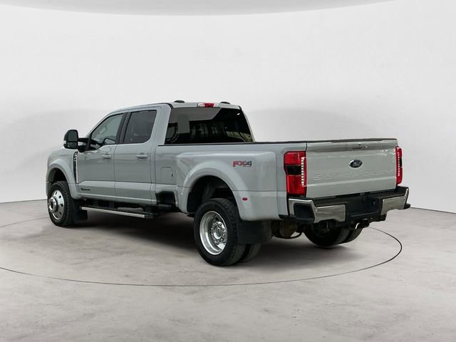 Certified 2025 Ford F450 Lariat w/ FX4 Off-Road Package image 3