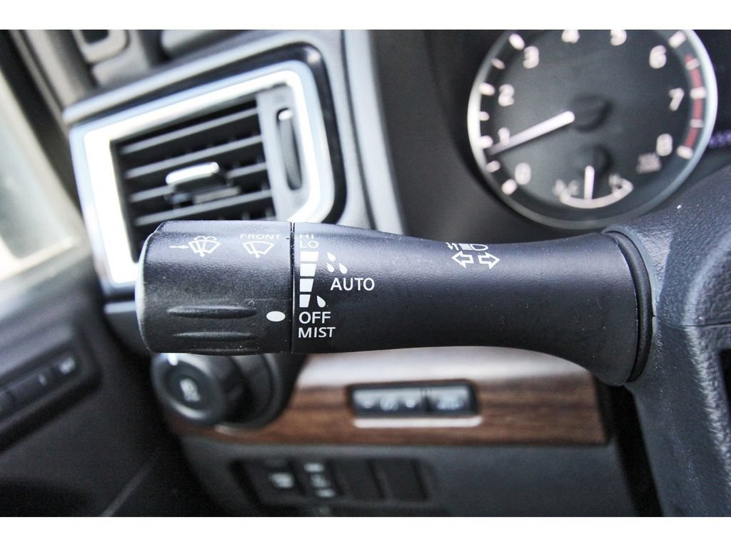 Used 2021 Nissan Titan Platinum Reserve w/ Off Road Protection Package AWD/4WD image 14