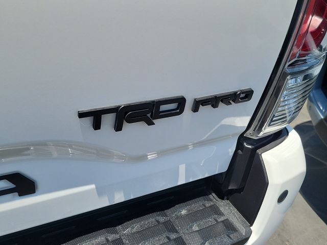 Used 2020 Toyota Tacoma TRD Pro AWD/4WD image 25