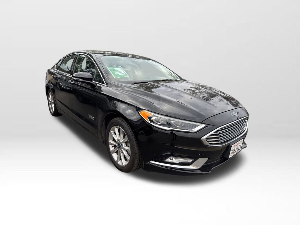 Certified 2017 Ford Fusion Energi SE image 2