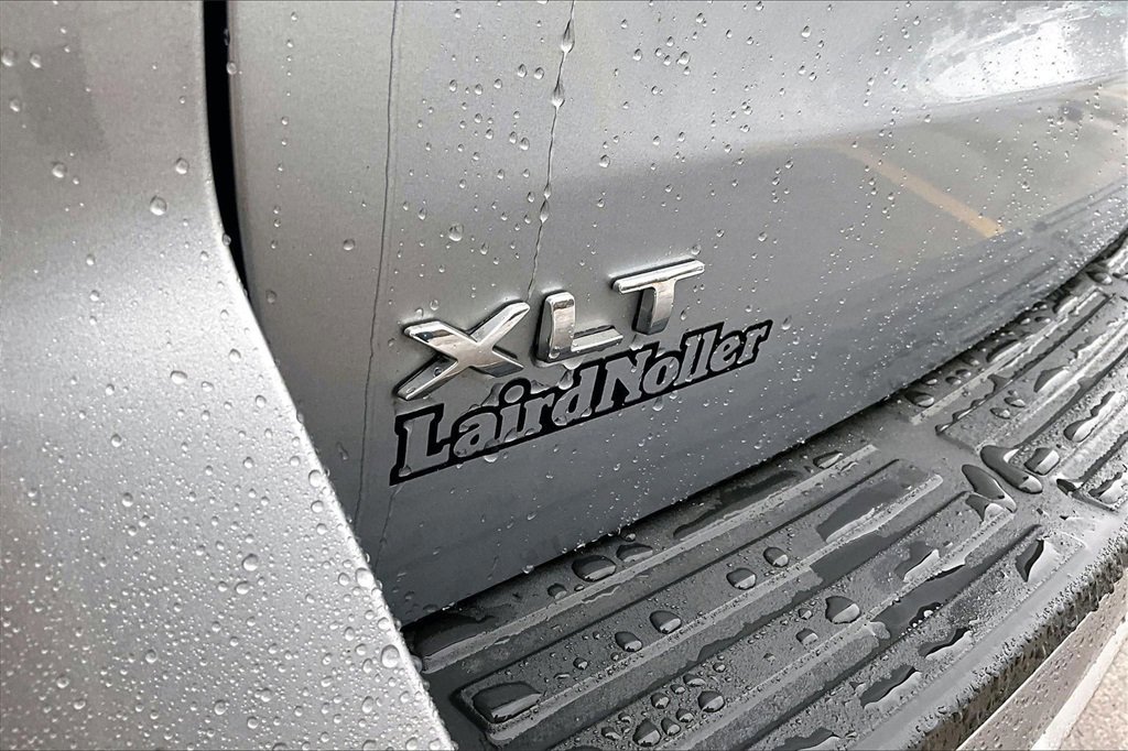 Certified 2023 Ford Expedition XLT image 10