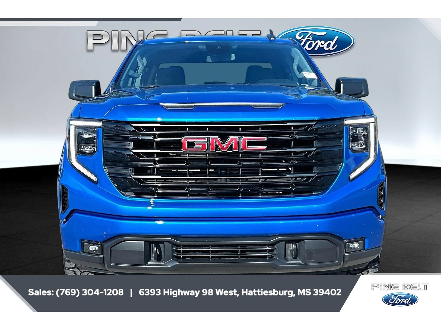 Used 2024 GMC Sierra 1500 Elevation AWD/4WD image 3