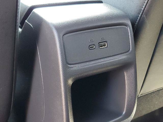 Used 2025 Chevrolet Trax RS FWD image 25