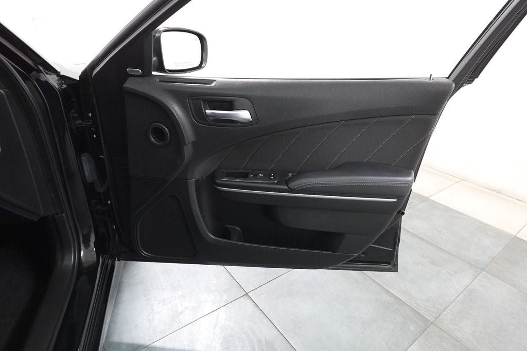 Used 2022 Dodge Charger Scat Pack RWD image 31