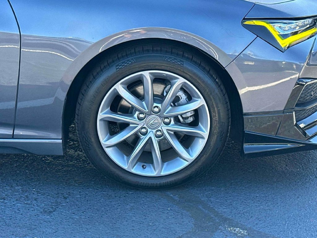Used 2023 Acura TLX FWD image 7