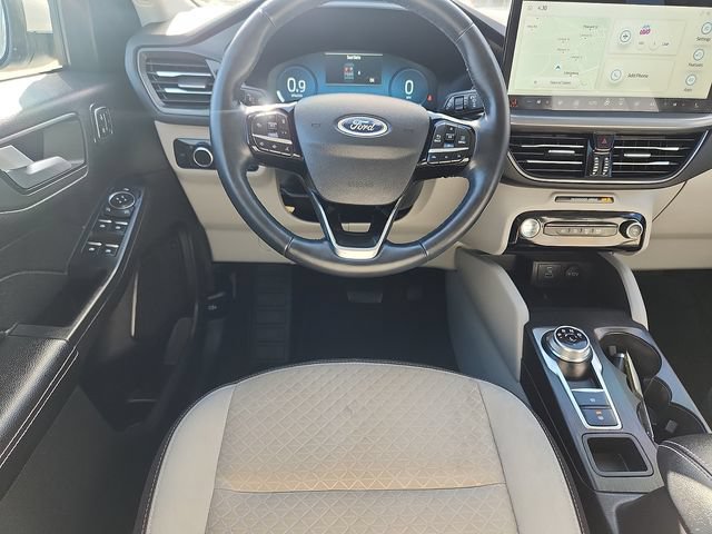 Certified 2023 Ford Escape Active w/ Tech Pack #2 AWD/4WD image 9