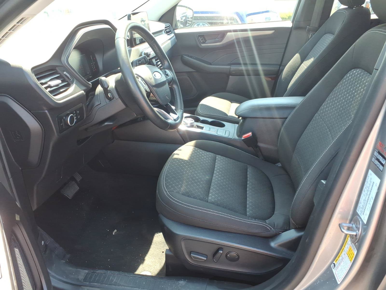 Certified 2024 Ford Escape Active AWD/4WD image 20