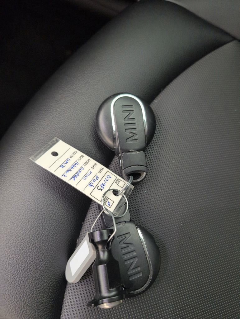 Used 2018 MINI Cooper 2-Door Hardtop image 44