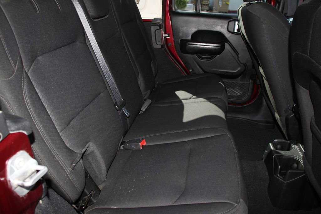 Used 2021 Jeep Wrangler Unlimited Sport image 26