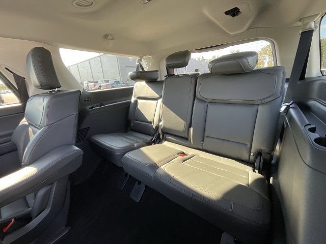 Certified 2025 Ford Expedition Max Active AWD/4WD image 25