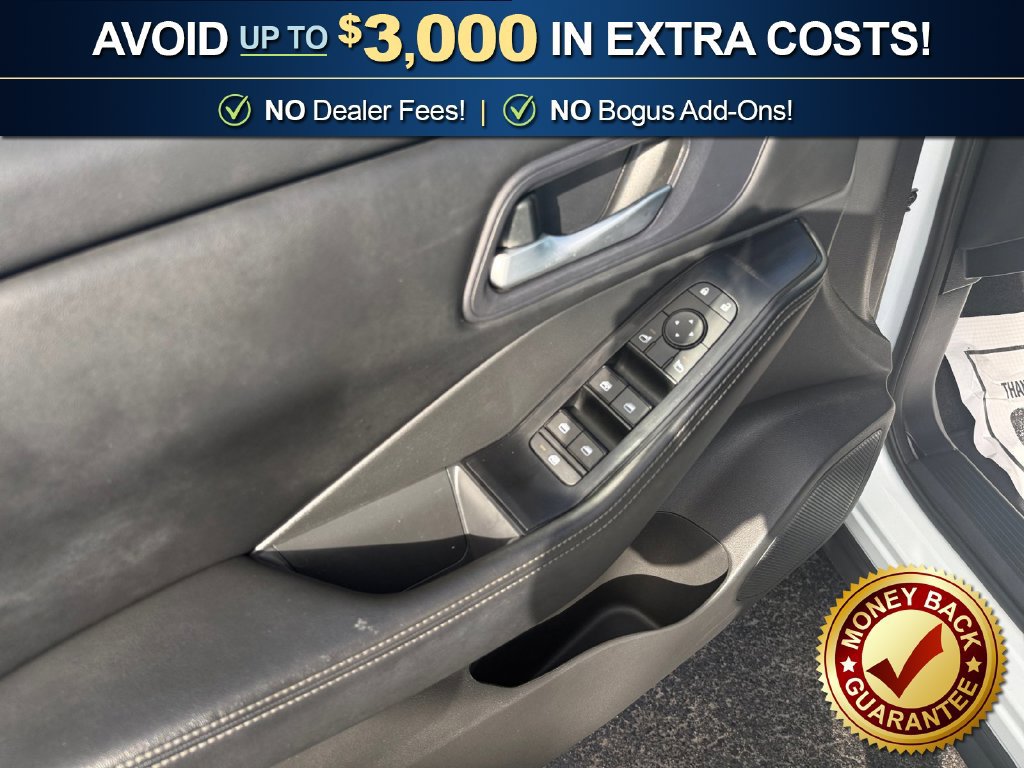 Used 2024 Nissan Rogue SV FWD image 16