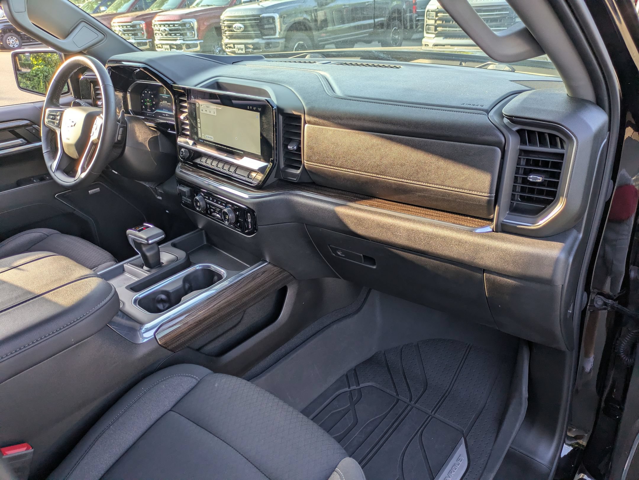 Used 2023 Chevrolet Silverado 1500 RST w/ Convenience Package II AWD/4WD image 43