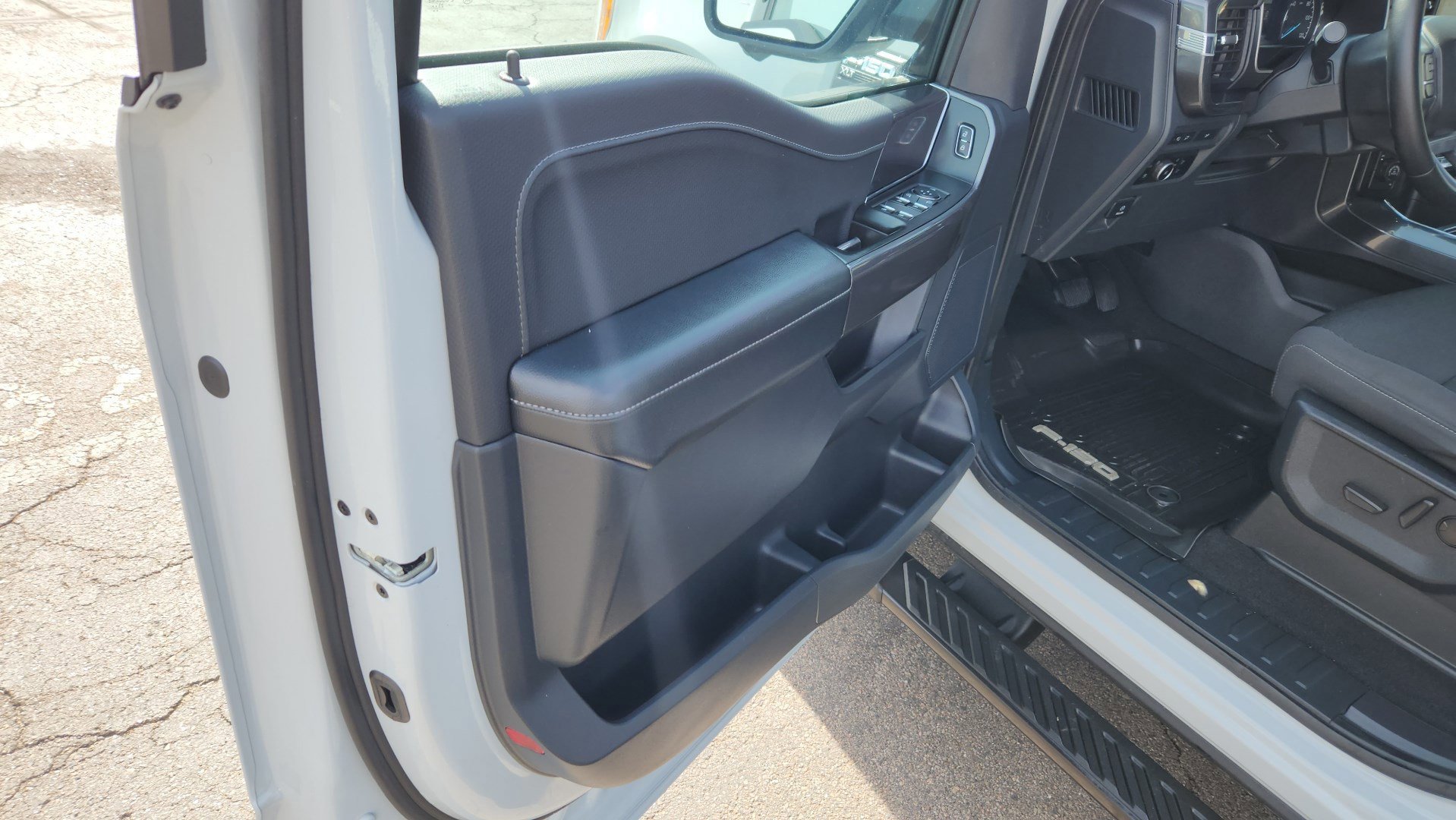 Certified 2023 Ford F150 XLT w/ Equipment Group 302A High image 24