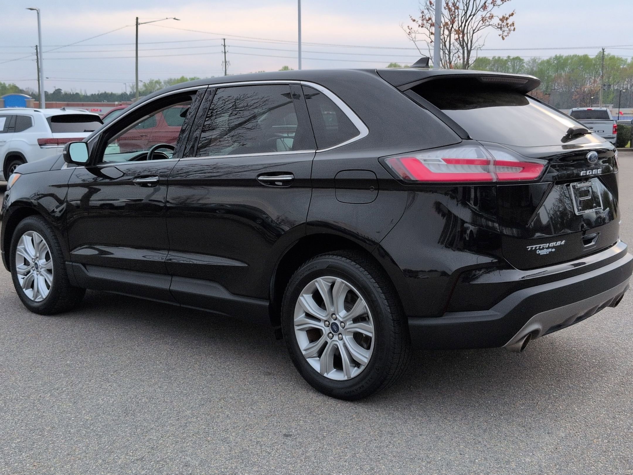 Certified 2022 Ford Edge Titanium image 3