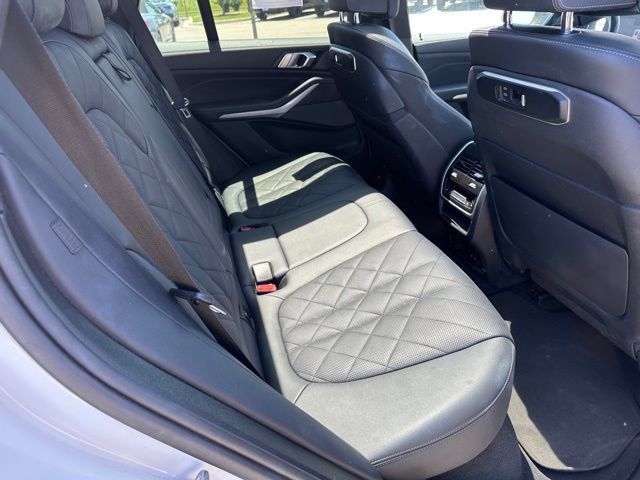 Used 2024 BMW X5 xDrive40i AWD/4WD image 9