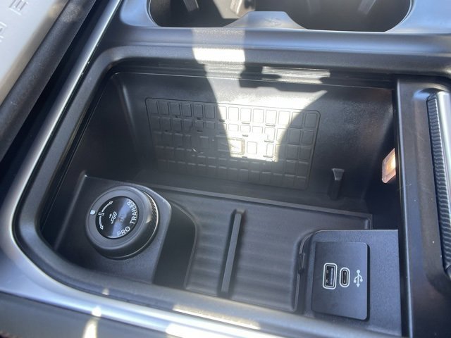 Certified 2025 Ford Expedition Max Active image 31