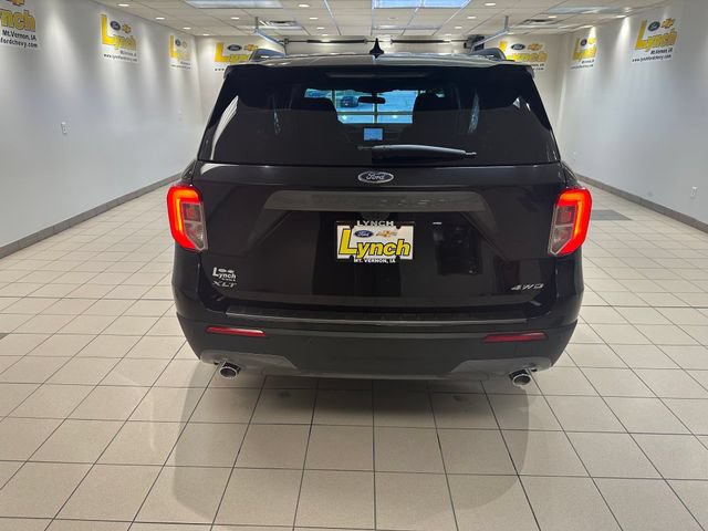 Certified 2024 Ford Explorer XLT w/ Equipment Group 202A AWD/4WD image 27
