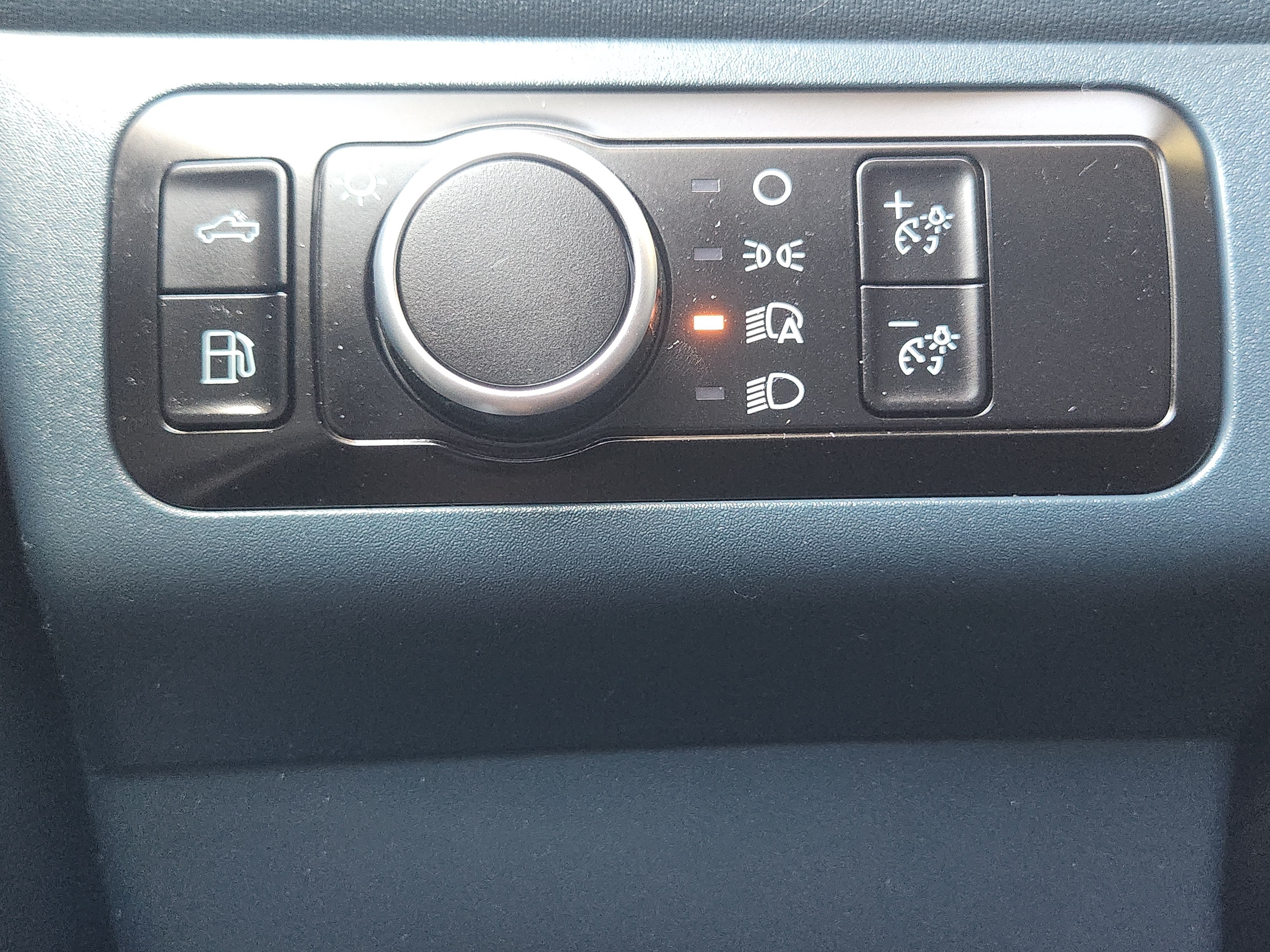 Certified 2025 Ford Maverick XLT FWD image 16
