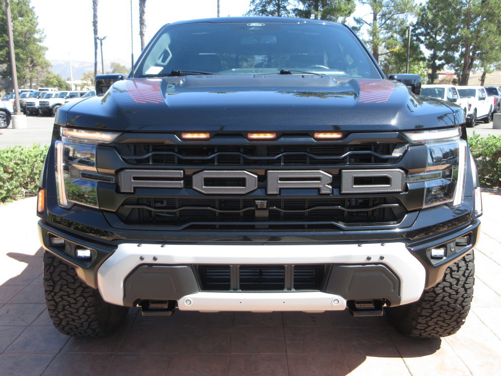 Certified 2025 Ford F150 Raptor AWD/4WD image 8