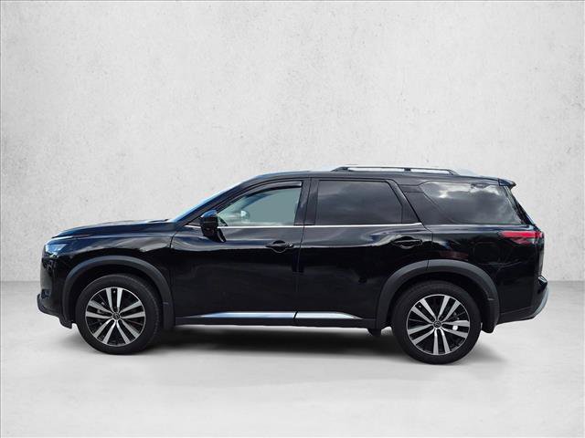 Used 2025 Nissan Pathfinder Platinum w/ Cargo Package FWD image 8