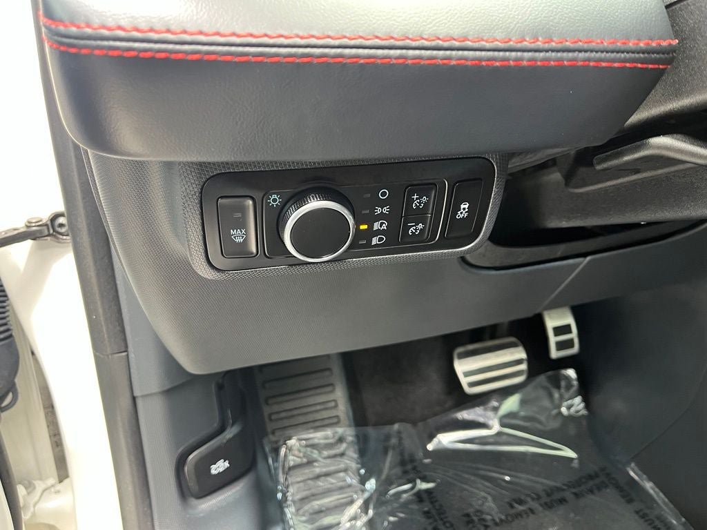 Certified 2025 Ford Mustang Mach-E Premium w/ Sport Appearance Package AWD/4WD image 40