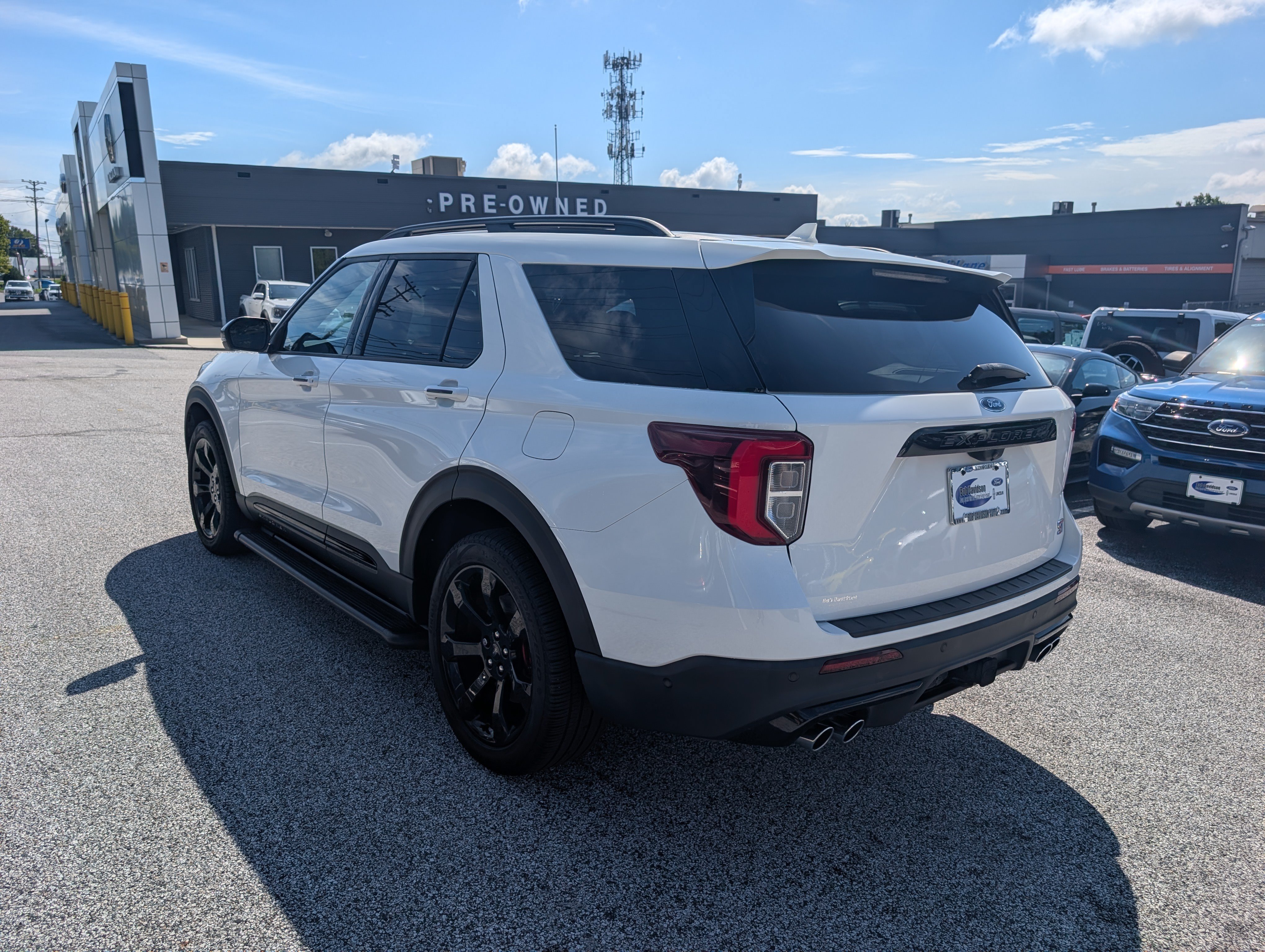 Certified 2021 Ford Explorer ST w/ Equipment Group 401A AWD/4WD image 5