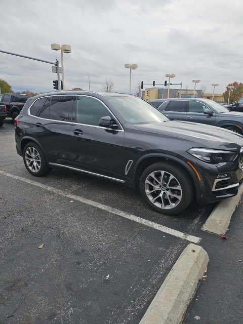 Used 2021 BMW X5 xDrive40i w/ Convenience Package