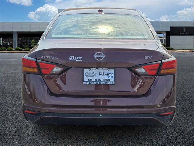 Used 2025 Nissan Altima 2.5 SV image 4