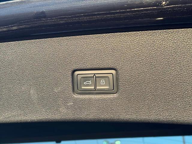 Used 2019 Audi Q8 Prestige image 7