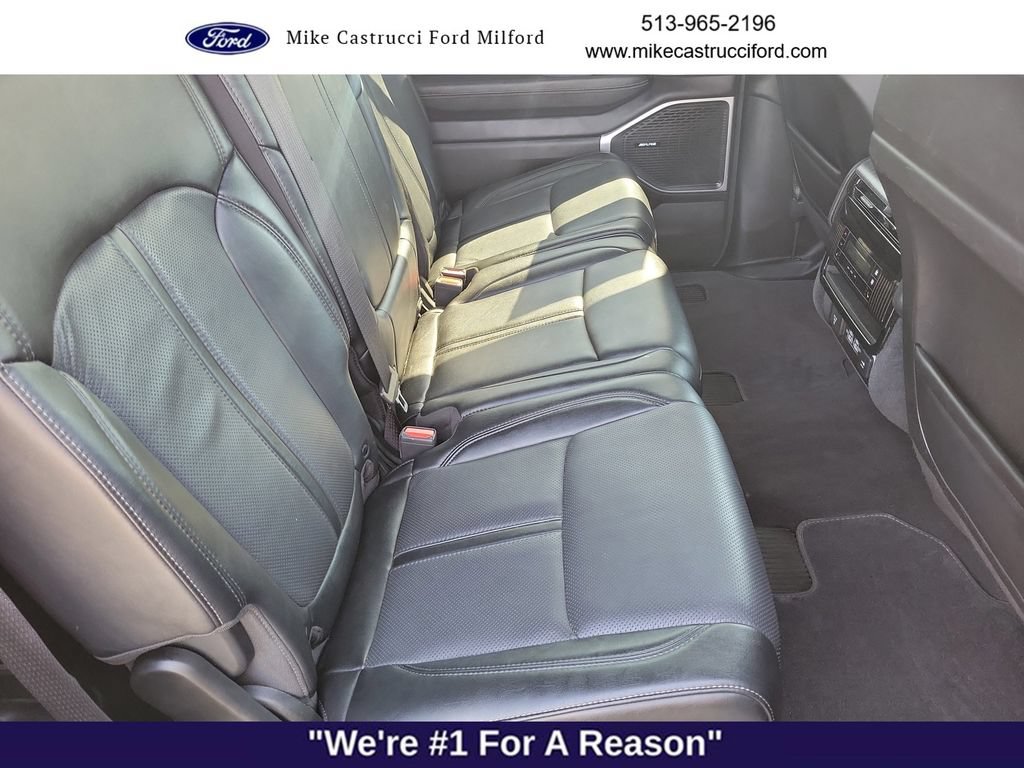 Used 2024 Jeep Wagoneer L Series III w/ Flexible Seating Group AWD/4WD image 27