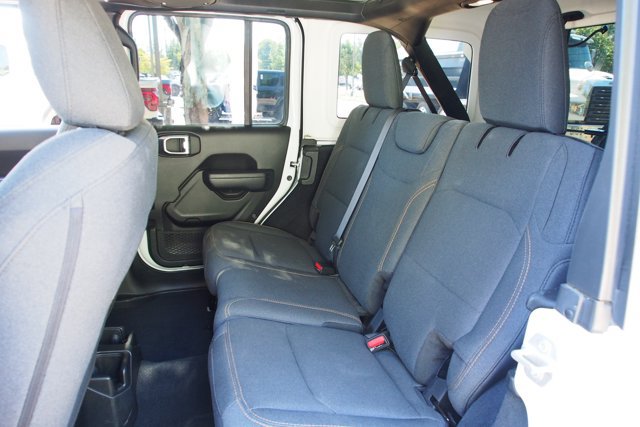 Used 2024 Jeep Wrangler Unlimited Sport AWD/4WD image 18