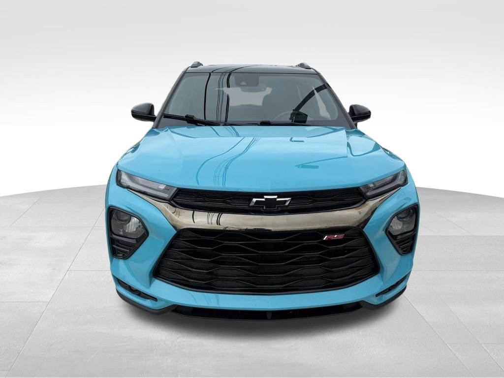 Used 2021 Chevrolet TrailBlazer RS w/ Sun and Liftgate Package AWD/4WD image 3