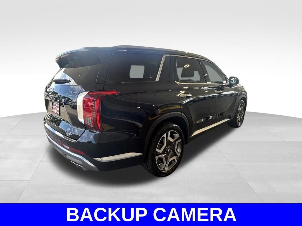 Used 2024 Hyundai Palisade Limited image 3
