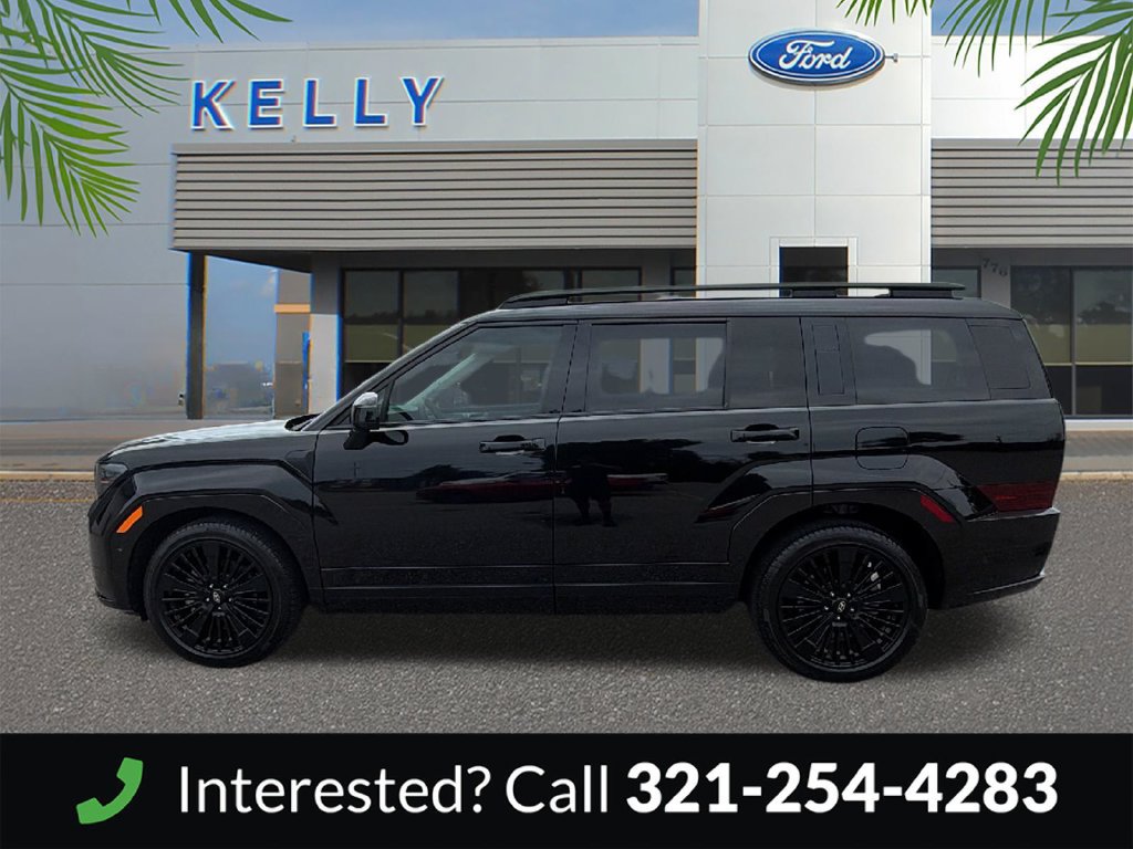 Used 2025 Hyundai Santa Fe Calligraphy FWD image 2
