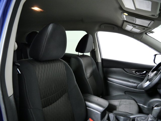 Used 2019 Nissan Rogue S w/ Special Edition Package AWD/4WD image 11