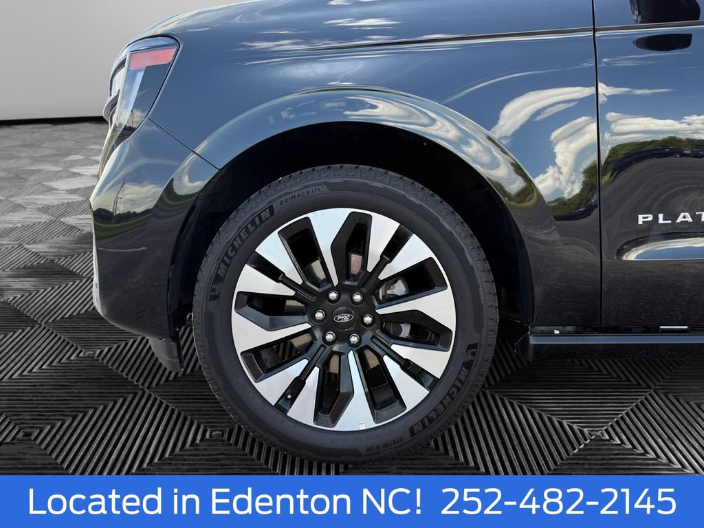 Certified 2026 Ford Expedition Max Platinum w/ Driver's Package AWD/4WD image 15