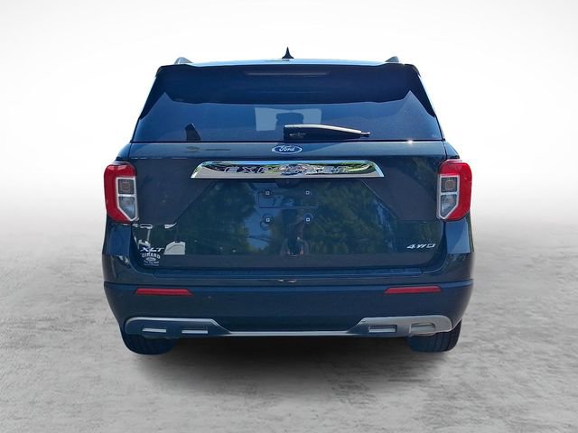 Certified 2022 Ford Explorer XLT w/ Equipment Group 202A AWD/4WD image 5