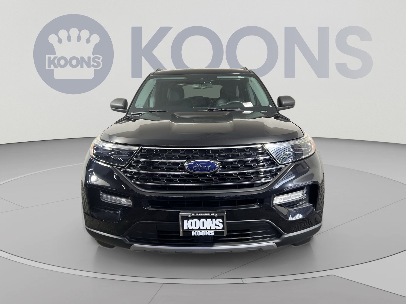 Certified 2021 Ford Explorer XLT w/ Equipment Group 202A AWD/4WD image 4