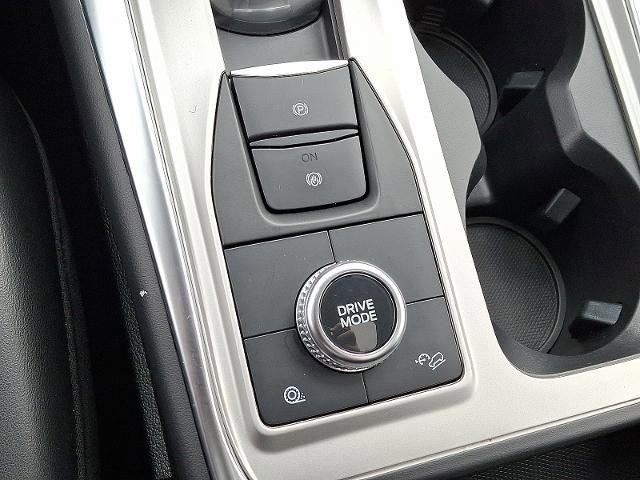 Certified 2022 Ford Explorer XLT w/ Equipment Group 202A image 26