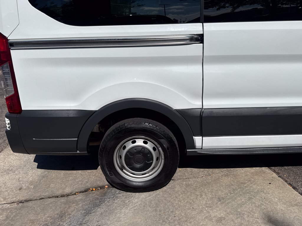 Certified 2018 Ford Transit 150 XL RWD image 29