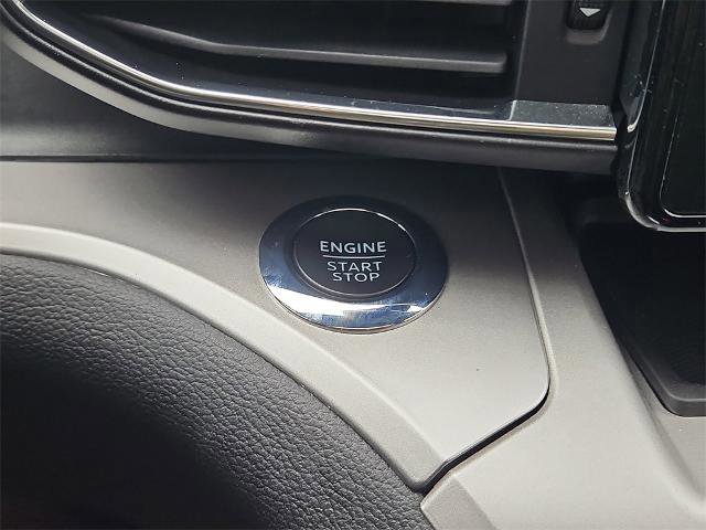 Certified 2022 Ford Explorer XLT w/ Equipment Group 202A image 21