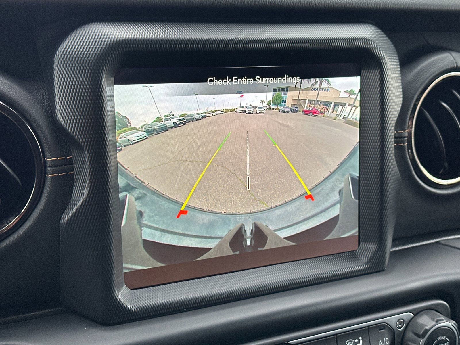 Used 2021 Jeep Wrangler Unlimited Sahara image 19