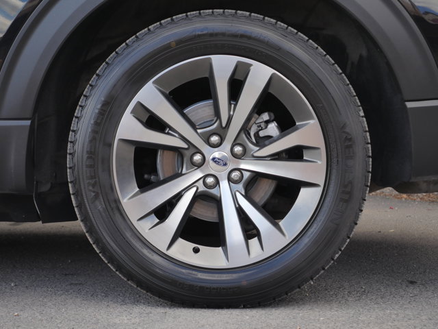 Certified 2020 Ford Explorer Platinum w/ Premium Technology Package AWD/4WD image 17