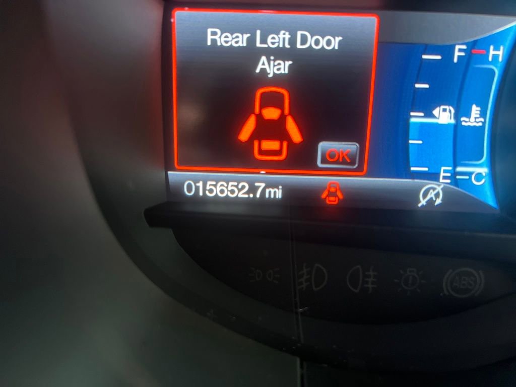 Certified 2024 Ford Edge SEL w/ Convenience Package image 17